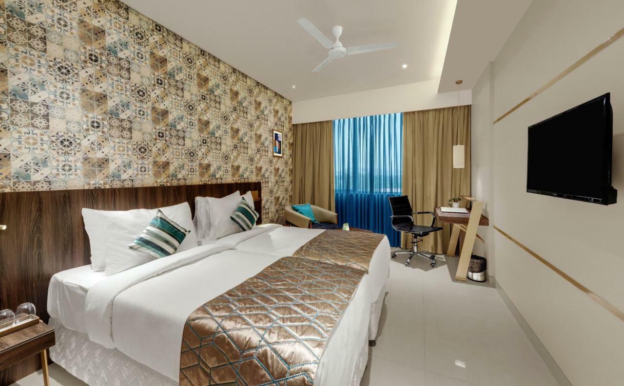 The Fern Residency Karad Hotel Luaran gambar